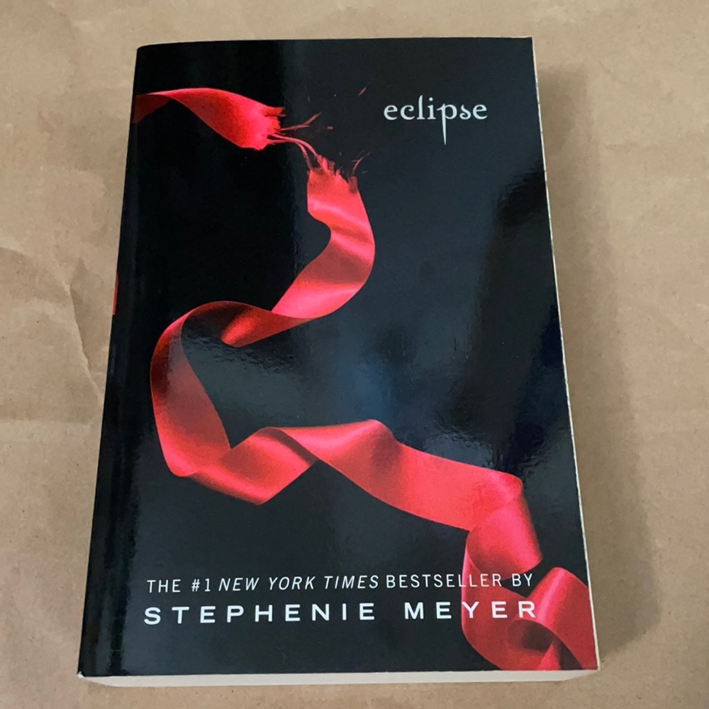 eclipse by Stephanie Meyer